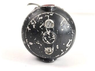 Luftwaffe, Elektromotor Luftfahrtgerätewerk Hakenfelde, Gerät Nr. 19-5735-A-1. Originallack, Funktion nicht geprüft