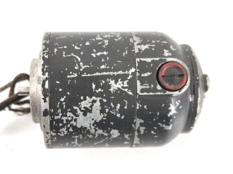 Luftwaffe, Elektromotor Luftfahrtgerätewerk Hakenfelde, Gerät Nr. 19-5735-A-1. Originallack, Funktion nicht geprüft