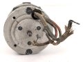 Luftwaffe, Elektromotor Luftfahrtgerätewerk Hakenfelde, Gerät Nr. 19-5735-A-1. Originallack, Funktion nicht geprüft