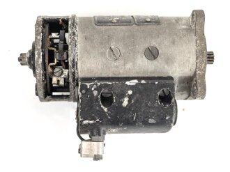 Luftwaffe, Elektromotor Bosch, Gerät Nummer 19-5718 A2, Funktion nicht geprüft