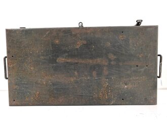 Transportkasten Wehrmacht " Zubehör und Werkzeug für " 2cm Flak Vierling 38 / 43 U" ungereinigtes Stück