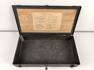 Transportkasten Wehrmacht " Zubehör und Werkzeug für " 2cm Flak Vierling 38 / 43 U" ungereinigtes Stück