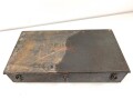 Transportkasten Wehrmacht " Zubehör und Werkzeug für " 2cm Flak Vierling 38 / 43 U" ungereinigtes Stück