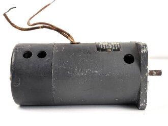 Luftwaffe, Elektromotor , Bauart SAM L mot, E 571004. Funktion nicht geprüft, Gesamtlänge etwa 15cm