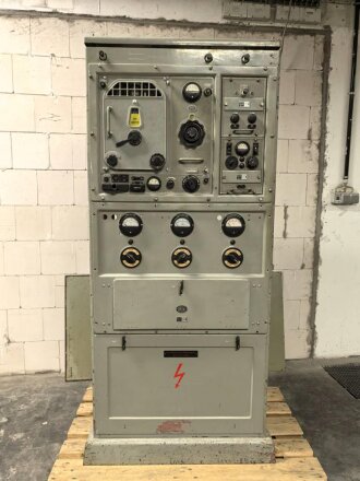100 Watt Sender für ortsfesten Einbau mit...