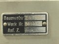 100 Watt Sender für ortsfesten Einbau mit Drehstromanschluß. Originallack, Funktion nicht geprüft. Die Gehäuseschrauben fehlen. VERSAND NUR PER SPEDITION