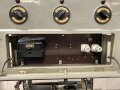100 Watt Sender für ortsfesten Einbau mit Drehstromanschluß. Originallack, Funktion nicht geprüft. Die Gehäuseschrauben fehlen. VERSAND NUR PER SPEDITION