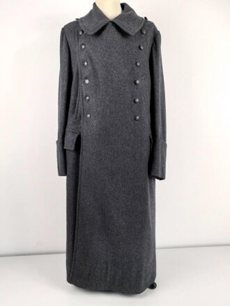 Luftwaffe, schwerer, gefütterter  Wintermantel für Mannschaften. Kammerstück in gutem Zustand.