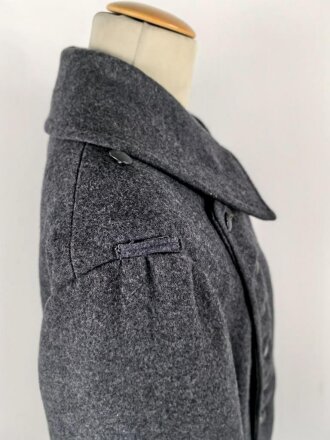 Luftwaffe, schwerer, gefütterter  Wintermantel für Mannschaften. Kammerstück in gutem Zustand.