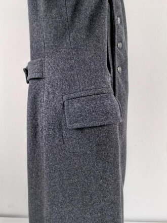 Luftwaffe, schwerer, gefütterter  Wintermantel für Mannschaften. Kammerstück in gutem Zustand.