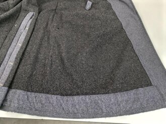 Luftwaffe, schwerer, gefütterter  Wintermantel für Mannschaften. Kammerstück in gutem Zustand.