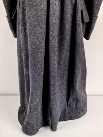 Luftwaffe, schwerer, gefütterter  Wintermantel für Mannschaften. Kammerstück in gutem Zustand.