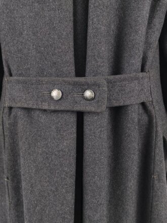 Luftwaffe, schwerer, gefütterter  Wintermantel für Mannschaften. Kammerstück in gutem Zustand.