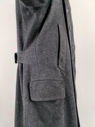 Luftwaffe, schwerer, gefütterter  Wintermantel für Mannschaften. Kammerstück in gutem Zustand.