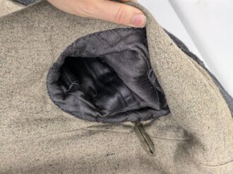 Luftwaffe, schwerer, gefütterter  Wintermantel für Mannschaften. Kammerstück in gutem Zustand.