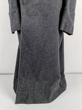 Luftwaffe, schwerer, gefütterter  Wintermantel für Mannschaften. Kammerstück in gutem Zustand.