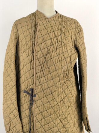 Gestepptes Innenfutter für einen Mantel der...