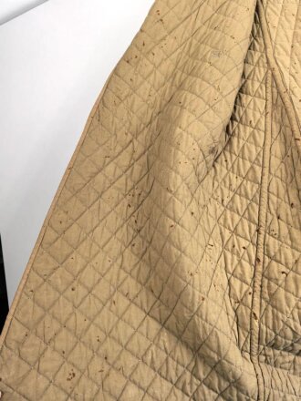 Gestepptes Innenfutter für einen Mantel der Wehrmacht. Getragenes Stück in gutem Zustand