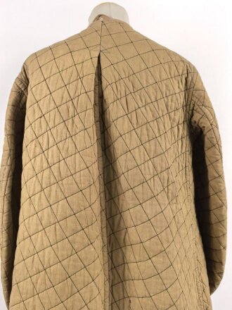 Gestepptes Innenfutter für einen Mantel der Wehrmacht. Getragenes Stück in gutem Zustand