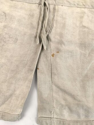 Heer, Drillichjacke rohweiss, stark getragenes Kammerstück