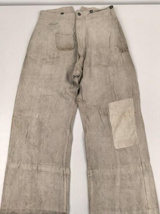 Heer, Drillichhose rohweiss, stark getragenes Stück, der Kammerstempel verwaschen