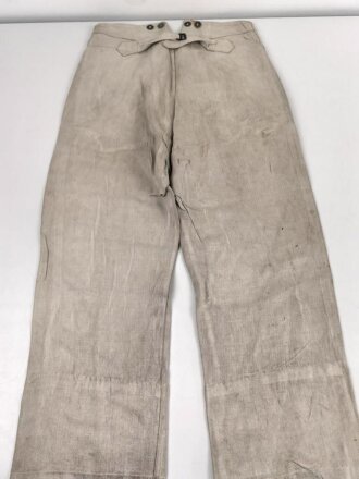 Heer, Drillichhose rohweiss, stark getragenes Stück, der Kammerstempel verwaschen