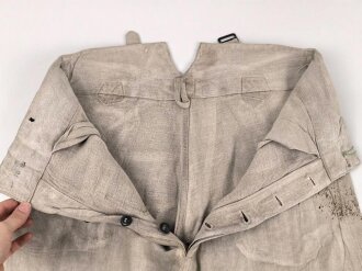 Heer, Drillichhose rohweiss, stark getragenes Stück, der Kammerstempel verwaschen