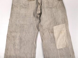 Heer, Drillichhose rohweiss, stark getragenes Stück, der Kammerstempel verwaschen