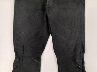 NSKK, schwarze Stiefelhose aus Cord. Leicht getragenes Stück in gutem Zustand, mit RZM Etikett