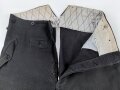 NSKK, schwarze Stiefelhose aus Cord. Leicht getragenes Stück in gutem Zustand, mit RZM Etikett