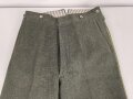 Heer, gerade Hose zum Waffenrock der Nachrichtentruppe. Eigentumstück in sehr gutem Zustand