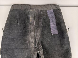 Luftwaffe, gefütterte Winterhose für fliegendes Personal. Alle Reissverschlüsse gängig, leider die aufgesetzten Taschen entfernt