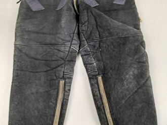 Luftwaffe, gefütterte Winterhose für fliegendes Personal. Alle Reissverschlüsse gängig, leider die aufgesetzten Taschen entfernt