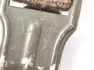Kurzer Riemen für die Gasmaskendose der Wehrmacht