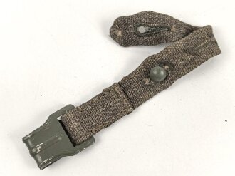 Kurzer Riemen für die Gasmaskendose der Wehrmacht