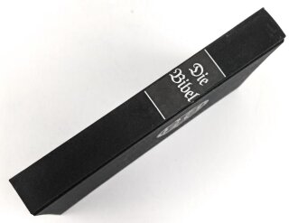 "Die Bibel für die Hausandacht in drei Jahrgängen" datiert 1916, 200 Seiten, gebraucht, über DIN A5, stark gebraucht