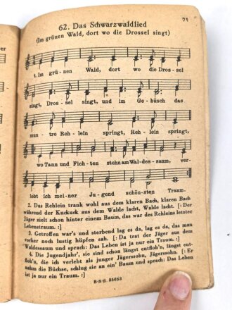 "Das neue Soldatenliederbuch" Heft 1 Textbuch mit Melodien, 80 Seiten, DIN A6, stark gebraucht