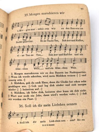 "Das neue Soldatenliederbuch" Heft 1 Textbuch mit Melodien, 80 Seiten, DIN A6, stark gebraucht