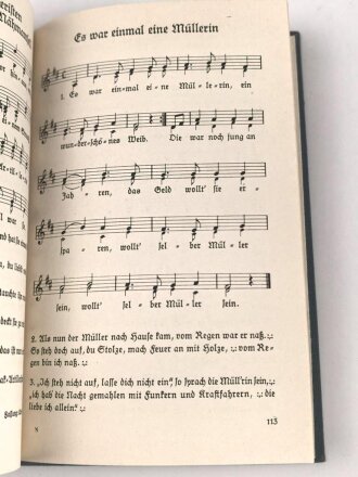 "Liederbuch der Luftwaffe" datiert 1939, 127 Seiten, gebraucht, DIN A5