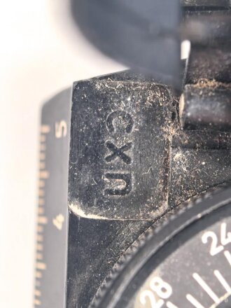 Marschkompass Wehrmacht aus schwarzer Pressmasse, Hersteller cxn