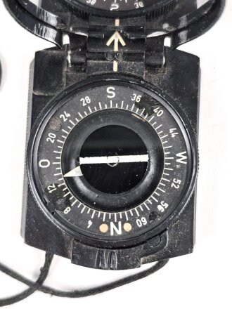 Marschlompass Wehrmacht aus schwarzer Pressmasse, ohne...