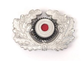 Eichenlaubkranz und Kokarde für eine...