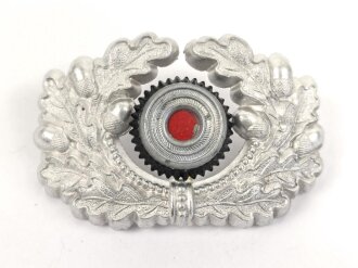 Eichenlaubkranz und Kokarde für eine Schirmmütze des Heeres