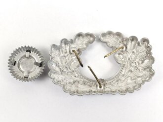 Eichenlaubkranz und Kokarde für eine Schirmmütze des Heeres