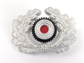 Eichenlaubkranz und Kokarde für eine Schirmmütze des Heeres