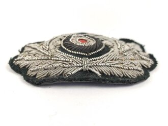 Eichenlaubkranz und Kokarde für eine...