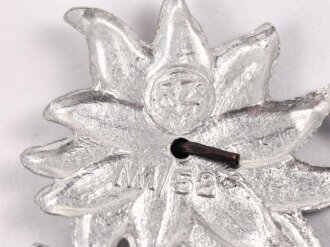 Mützenedelweiss für Parteiverbände, Hersteller RZM M1/52