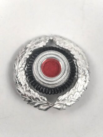 Eichenlaubkranz mit Kokarde für eine Schirmmütze der Reichspost im III.Reich. Aluminium