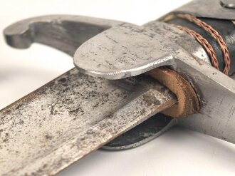 Preussen, Blüchersäbel Modell 1911. Gnadenlos "durchrestauriertes" Kammerstück eines Feldartillerie Regimentes.