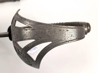 Preussen, Kavalleriedegen KD89, gereinigtes Kammerstück von Weyersberg, Solingen. Die Griffschrauben fehlen